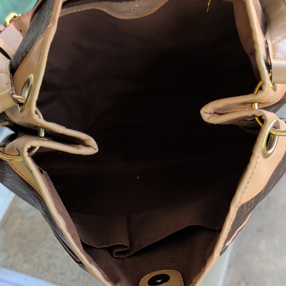 Elegant Brown Designer Tote Bag - Picture 15 of 16